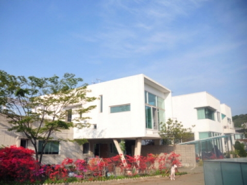 Tanhyeon-myeon Single House