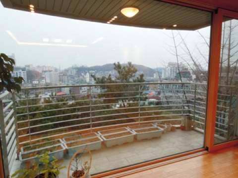 Hongeun-dong Villa