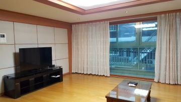 yongsan-dong  2(i)-ga Villa