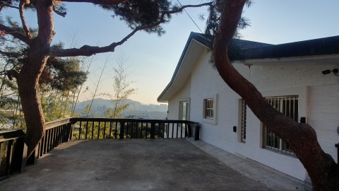 Seongbuk-gu Single House