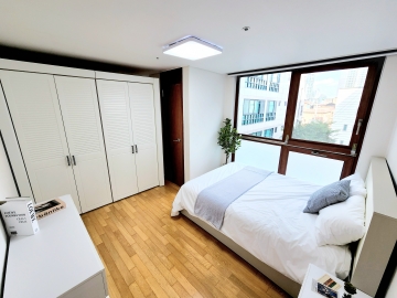 Yeoksam-dong Efficency Apartment