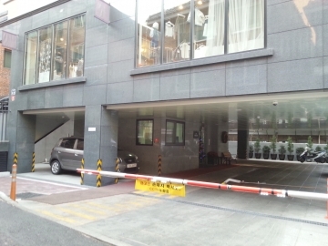 Hannam-dong Efficency Apartment