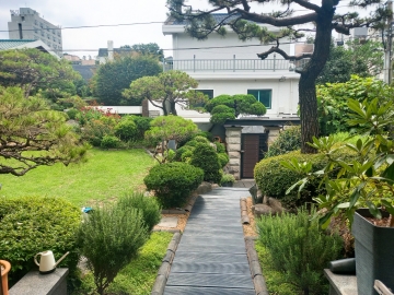 Yeonhui-dong Single House