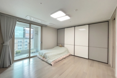 Bangbae-dong Apartment (High-Rise)