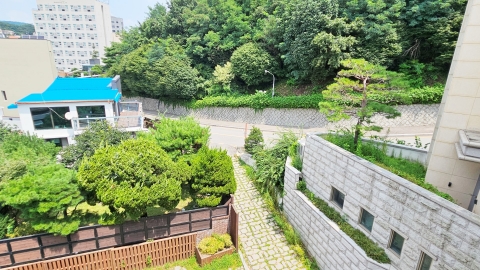 Yeonhui-dong Villa