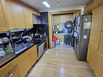 Seocho-dong Apartment (High-Rise)