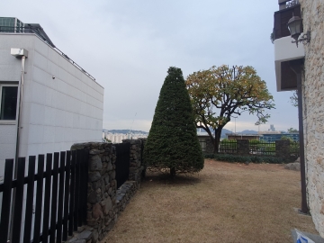 Itaewon-dong Single House