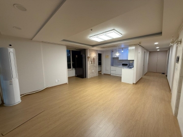 Bangbae-dong Apartment (High-Rise)