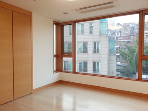 Yongsan-gu Efficency Apartment
